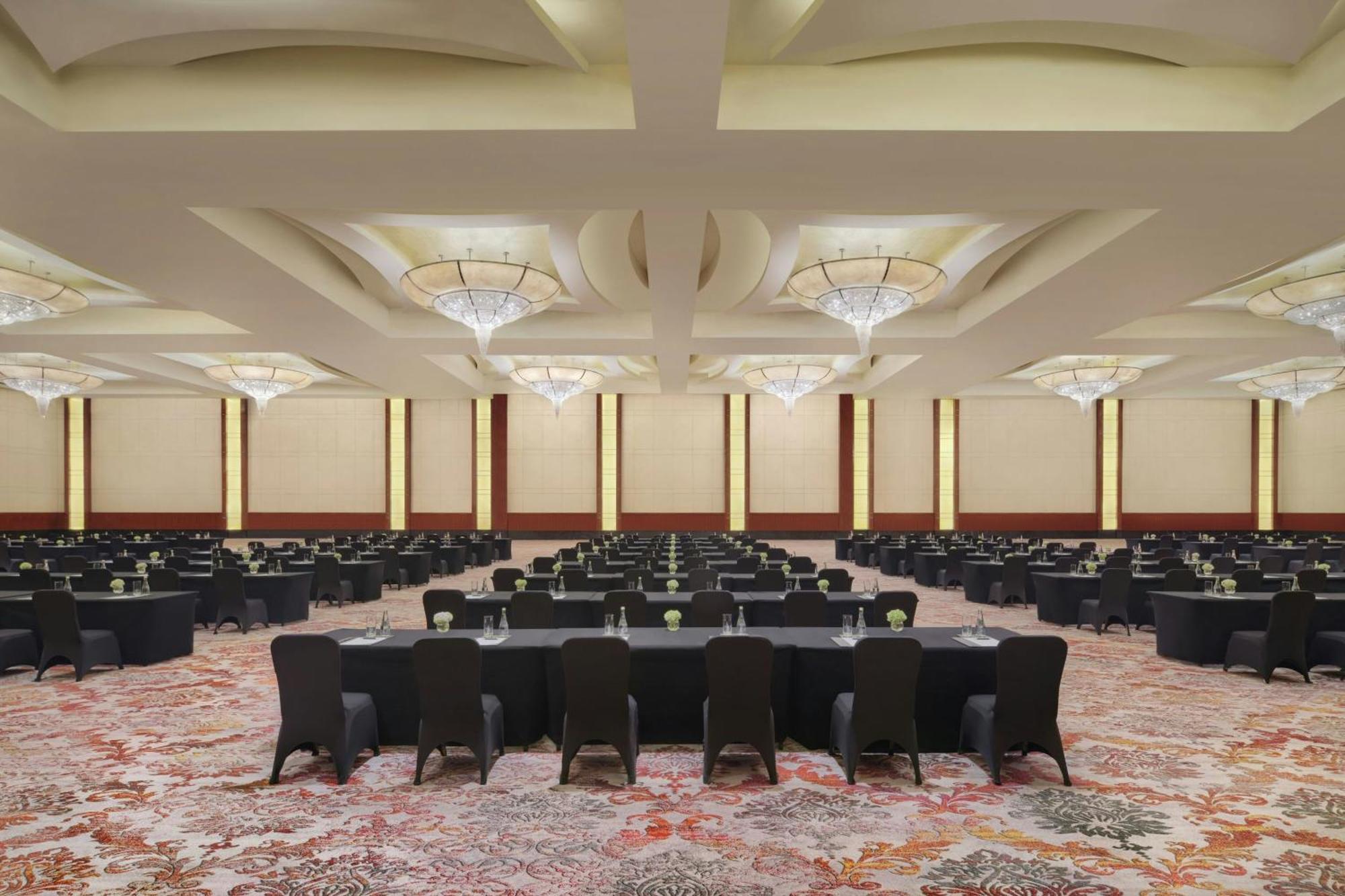 The Ritz-carlton Jakarta, Pacific Place Hotel