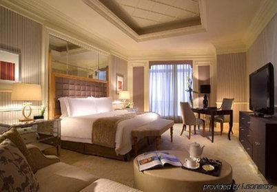 The Ritz-carlton Jakarta, Pacific Place 5*